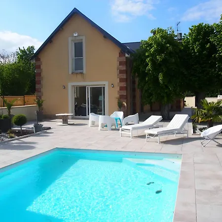 In Teille With Private Pool & Garden Villa Teille (Sarthe)